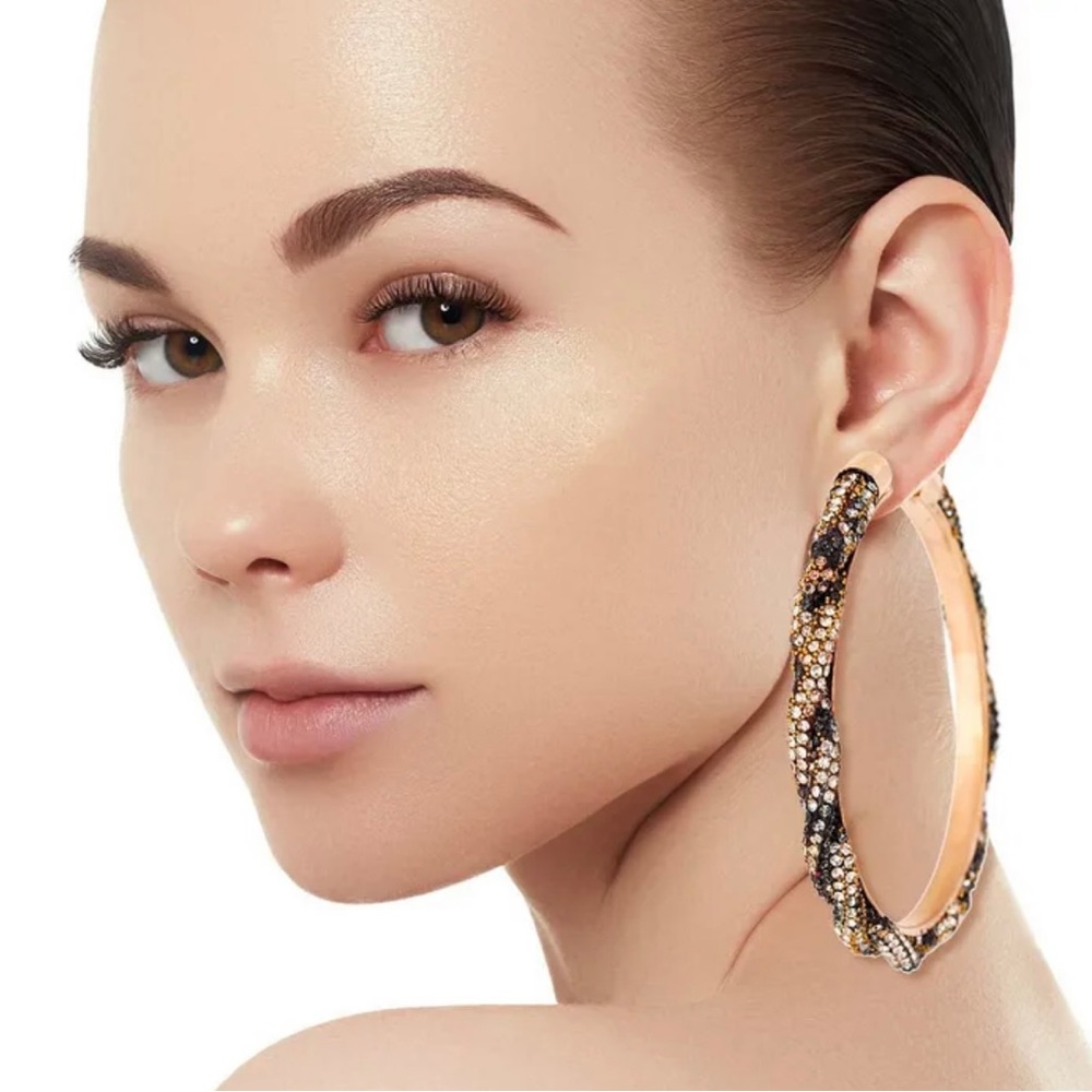BLING🛍🆕LEOPARD RHINESTONE HOOP EARRINGS